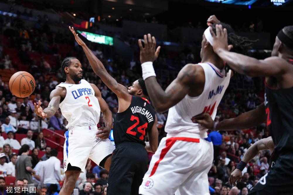 在接受采访 在接受采访