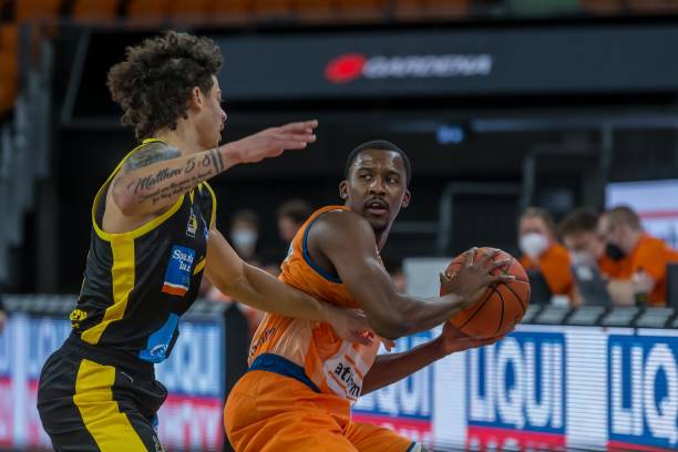 巴塞罗那长 巴塞罗那长